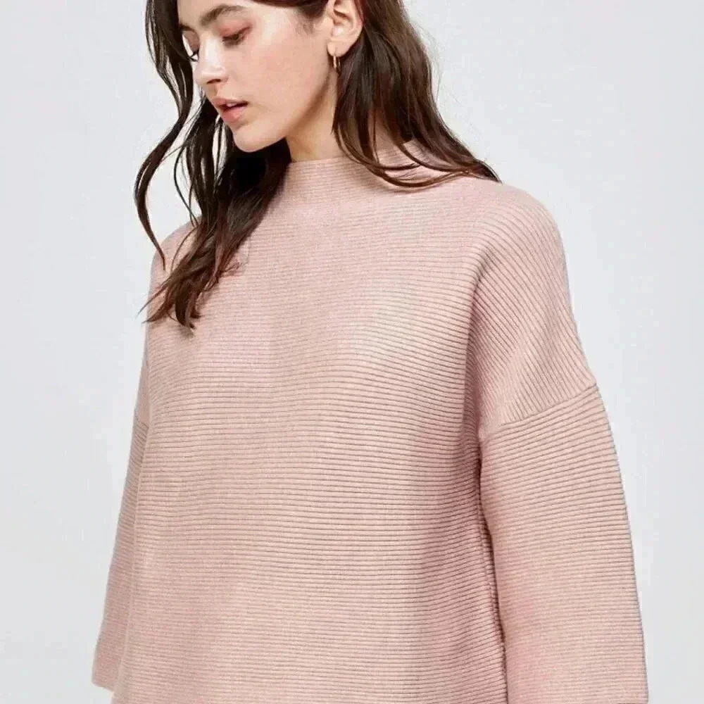 Ellison light pink lightweight mock  neck wide sleeve sweater L